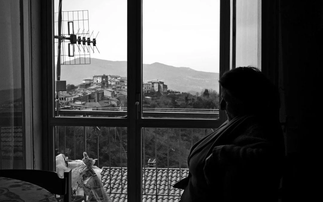 PORTRAITS. THE SOLITUDE OF A COUNTRY…